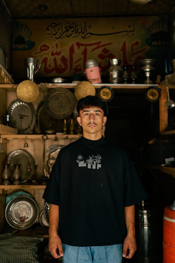 TAZAH KHABAR — Unisex Oversized T-Shirt